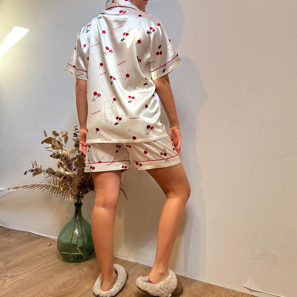 Pyjama Femme 2 Pièces Été – Haut et Short Motif Cerises