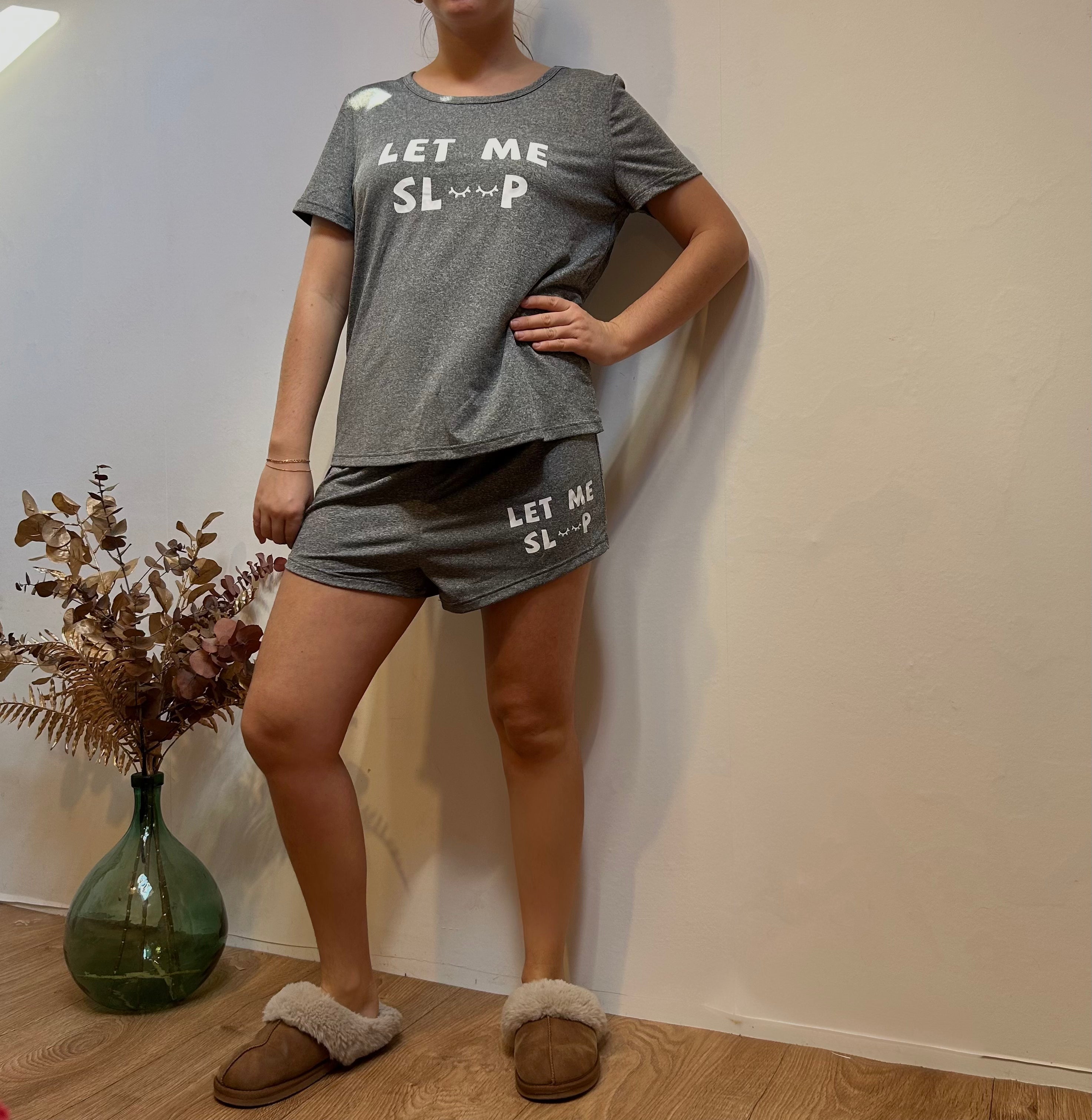 Pyjama Femme 2 Pièces – Haut Gris et Short Motif "Laisse moi dormir"