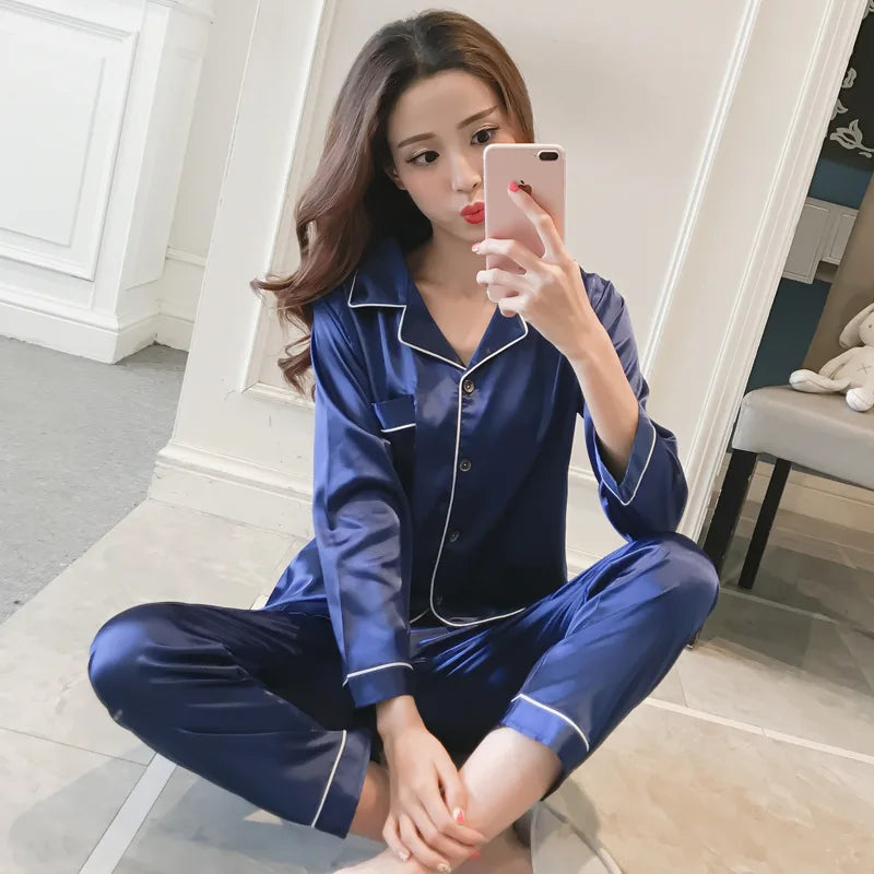 Pyjama Femme 2 Pièces – Cardigan Manches Longues et Pantalon en Satin