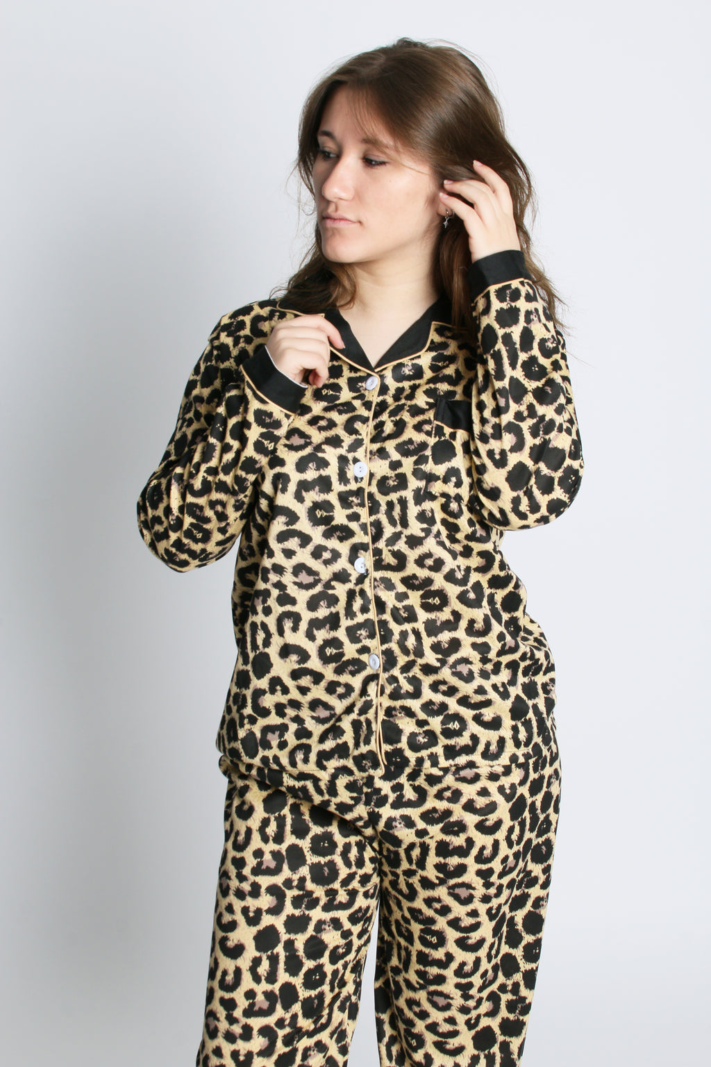 Pyjama Femme 2 Pièces – Haut Manches Longues et Pantalon Motif Léopard